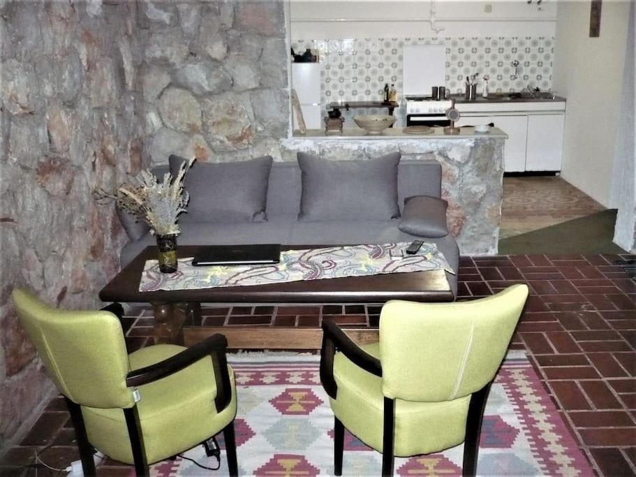 Apartment Maya Stari Grad  Ngoại thất bức ảnh